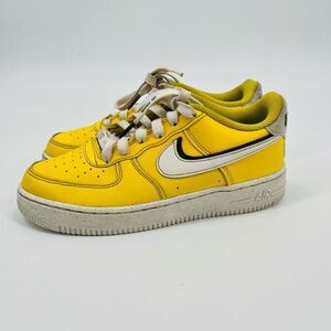 Nike Sneaker Air Force 1 Low Yellow Youth Size 5.5